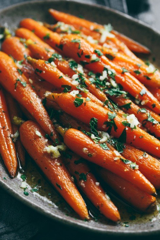 Melting Carrots with Garlic Butter