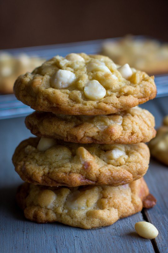 The Best White Chocolate Macadamia Nut Cookies