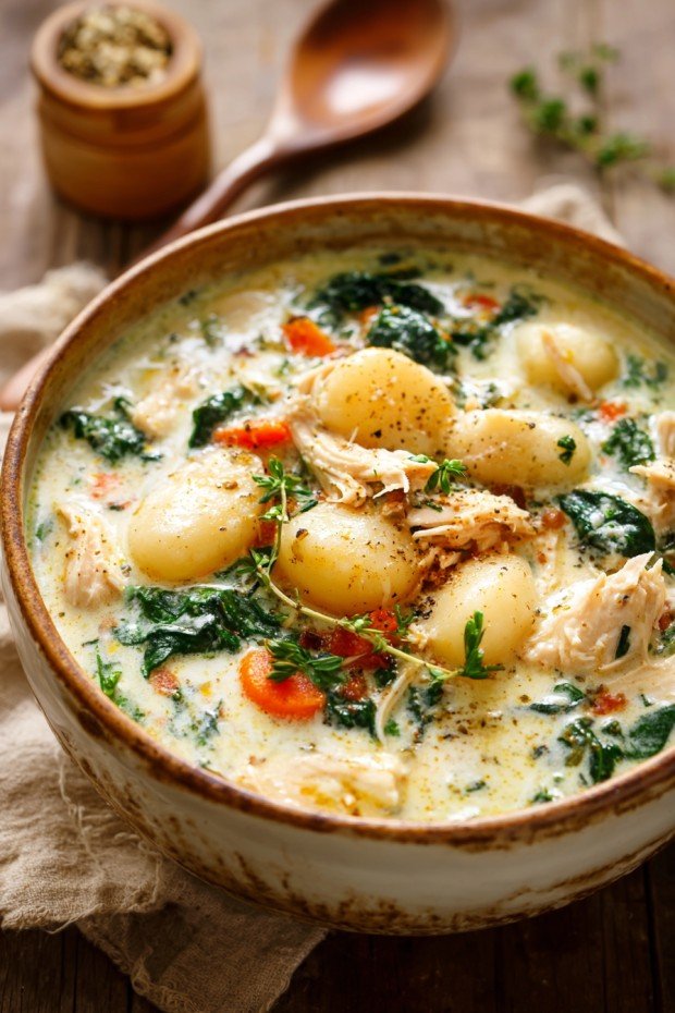 Creamy Crockpot Chicken Gnocchi Soup