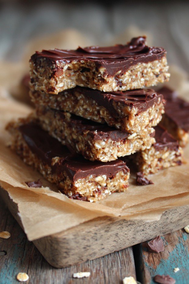 No-Bake Chocolate Oat Bars
