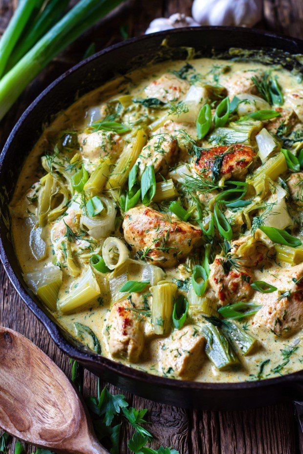One-pot creamy chicken and leek