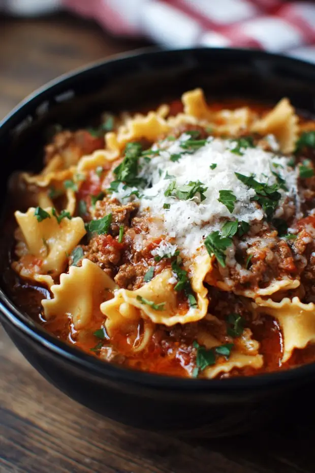 BEST EVER One-Pot Lasagna Soup Recipe!